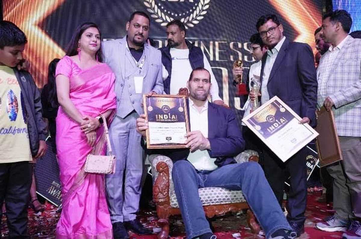 इंदिरा गाँधी कंप्यूटर साक्षरता मिशन को मिला इंडिया बिजनेस अवार्ड इंदिरा गाँधी कंप्यूटर साक्षरता मिशन को मिला इंडिया बिजनेस अवार्ड